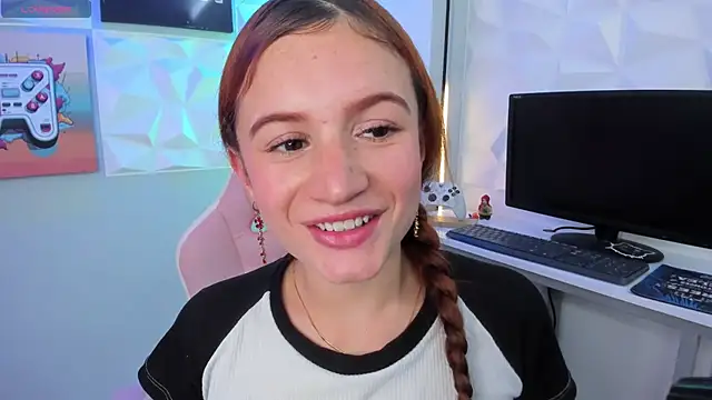 AdelaineBest online show from 03/07/25, 01:20