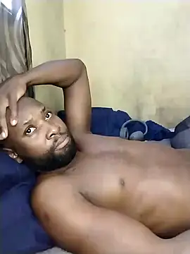 Snapshot of Stallion100 chatting on 12/08/24, 10:19 Stallion100 online show from 12/08/24, 10:19