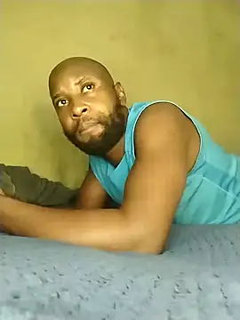 Snapshot of Stallion100 chatting on 01/29/25, 06:07 Stallion100 online show from 01/29/25, 06:07