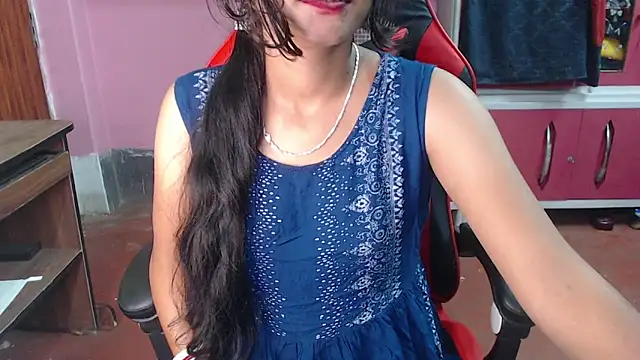 Snapshot of Angel_Alison_ chatting on 02/11/25, 09:25 Angel Alison  online show from 02/11/25, 09:25