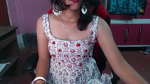 Snapshot of Angel_Alison_ chatting on 02/12/25, 09:33 Angel Alison  online show from 02/12/25, 09:33