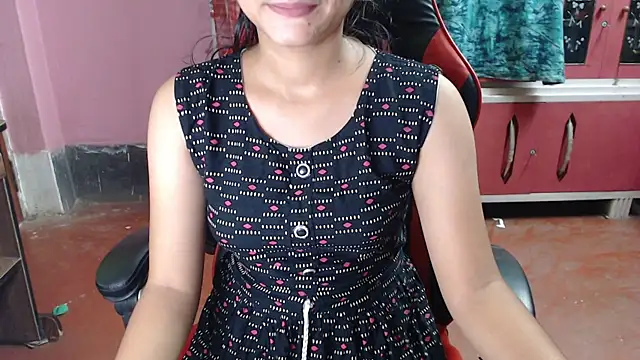 Snapshot of Angel_Alison_ chatting on 10/14/25, 06:42 Angel Alison  online show from 10/14/25, 06:42