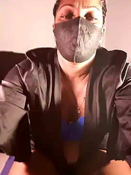 Snapshot of Kim_kardashia1 chatting on 12/25/24, 03:29 Kim kardashia1 online show from 12/25/24, 03:29