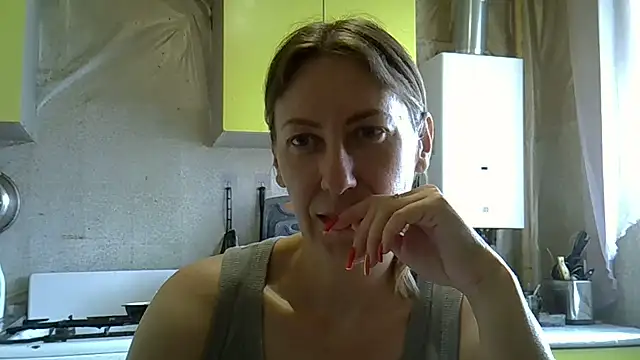 Snapshot of AshleyXHoney chatting on 07/01/26, 06:37 AshleyXHoney online show from 07/01/26, 06:37