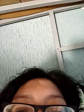 Snapshot of ladygmusic chatting on 02/03/26, 02:21 ladygmusic online show from 02/03/26, 02:21