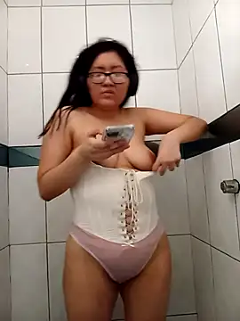 Snapshot of ladygmusic chatting on 02/22/26, 07:45 ladygmusic online show from 02/22/26, 07:45