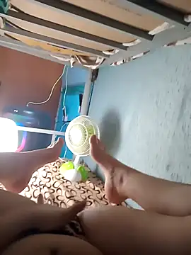 Snapshot of ladygmusic chatting on 03/06/26, 06:10 ladygmusic online show from 03/06/26, 06:10