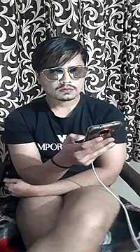 Snapshot of 69venom69 chatting on 02/05/25, 01:11 69venom69 online show from 02/05/25, 01:11
