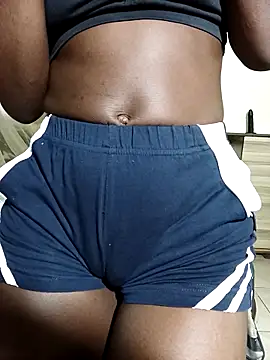 Snapshot of julietunderwoood chatting on 03/15/25, 07:42 julietunderwoood online show from 03/15/25, 07:42