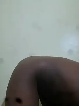 Snapshot of julietunderwoood chatting on 09/13/25, 03:39 julietunderwoood online show from 09/13/25, 03:39