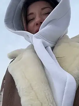 MooonReal online show from 12/05/24, 06:32