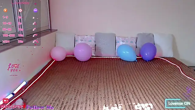LizaSenri online show from 04/28/26, 06:18