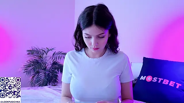 pusichka online show from 12/28/24, 01:06