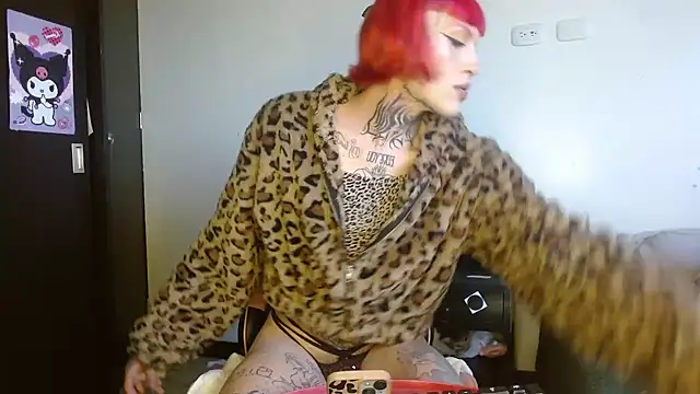 charlotbelucci  online show from 04/26/26, 09:56