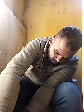 Snapshot of ListedLoin chatting on 01/18/25, 12:04 ListedLoin online show from 01/18/25, 12:04