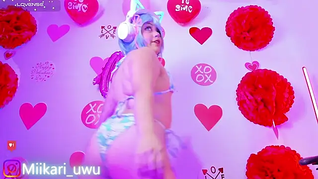 Snapshot of Ahri_Elderwood chatting on 02/20/26, 06:26 Ahri Elderwood online show from 02/20/26, 06:26