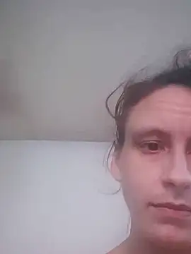 Snapshot of PrettyPocahontas69 chatting on 09/27/25, 02:49 PrettyPocahontas69 online show from 09/27/25, 02:49