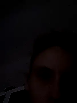 Snapshot of PrettyPocahontas69 chatting on 10/06/25, 11:51 PrettyPocahontas69 online show from 10/06/25, 11:51