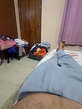 Snapshot of Loveboycurvy chatting on 03/12/26, 02:45 Loveboycurvy online show from 03/12/26, 02:45