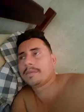 Snapshot of luissilva0071 chatting on 11/24/25, 12:38 luissilva0071 online show from 11/24/25, 12:38