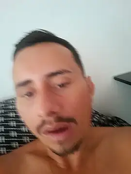 Snapshot of luissilva0071 chatting on 05/05/26, 11:51 luissilva0071 online show from 05/05/26, 11:51