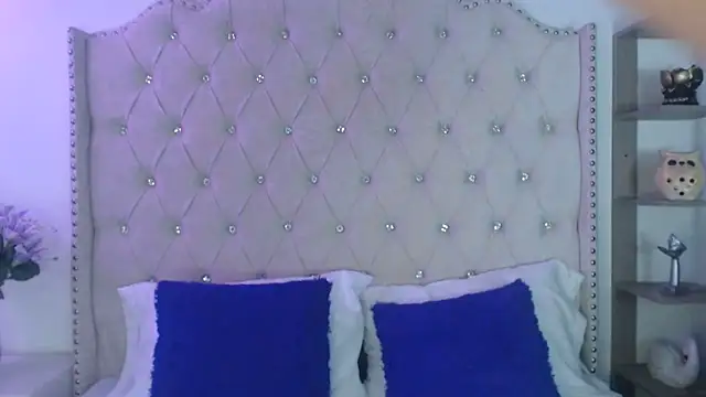 Abril Squirt online show from 05/28/26, 01:03