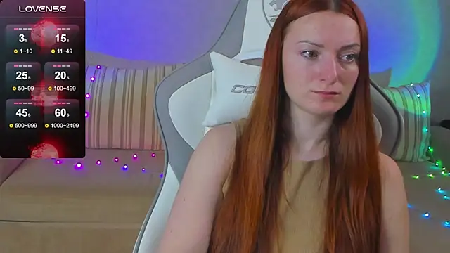 Snapshot of FlamyGold chatting on 11/21/25, 12:10 FlamyGold online show from 11/21/25, 12:10