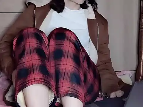 Snapshot of Pink_cream chatting on 02/08/25, 03:31 Pink cream online show from 02/08/25, 03:31