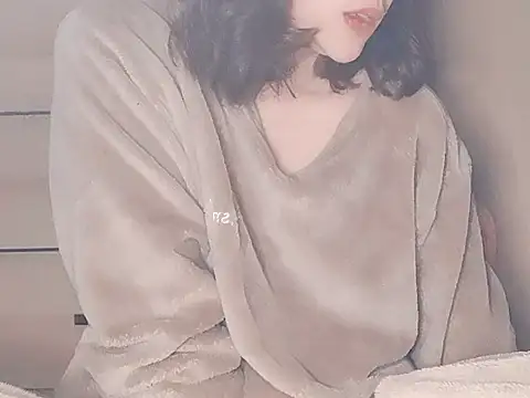 Snapshot of Pink_cream chatting on 03/07/25, 04:33 Pink cream online show from 03/07/25, 04:33