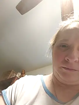 Snapshot of Icedcoffee2024 chatting on 03/22/25, 12:35 Icedcoffee2024 online show from 03/22/25, 12:35