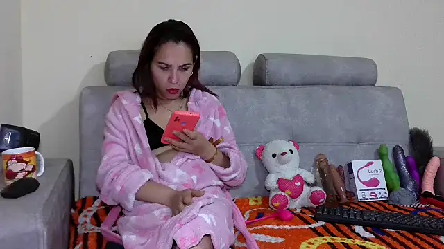 PenelopeHot 91 online show from 01/30/25, 09:14