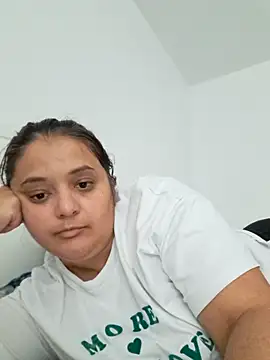 Snapshot of sarahhh1987 chatting on 11/09/25, 06:44 sarahhh1987 online show from 11/09/25, 06:44