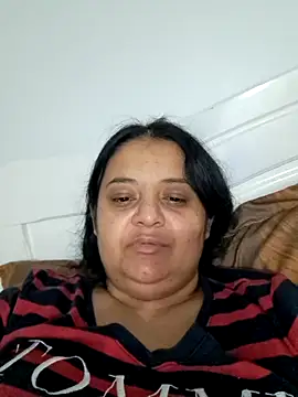 Snapshot of sarahhh1987 chatting on 12/03/25, 06:28 sarahhh1987 online show from 12/03/25, 06:28