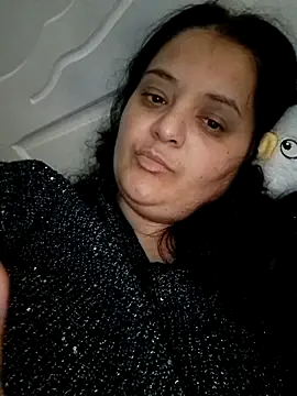 Snapshot of sarahhh1987 chatting on 12/16/25, 05:40 sarahhh1987 online show from 12/16/25, 05:40