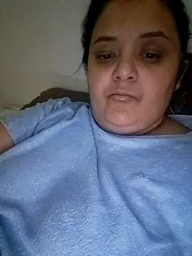 Snapshot of sarahhh1987 chatting on 01/07/26, 08:00 sarahhh1987 online show from 01/07/26, 08:00