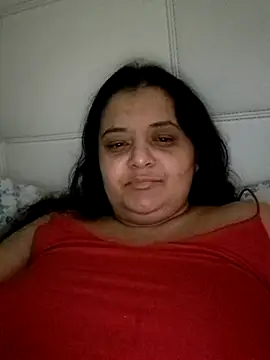 Snapshot of sarahhh1987 chatting on 03/03/26, 08:15 sarahhh1987 online show from 03/03/26, 08:15