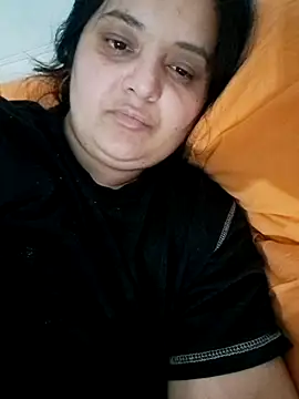 Snapshot of sarahhh1987 chatting on 03/11/26, 06:36 sarahhh1987 online show from 03/11/26, 06:36