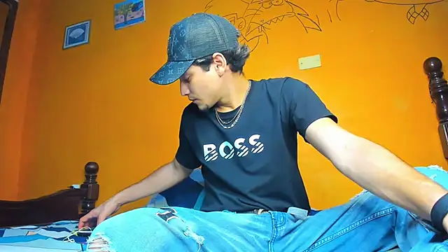 Snapshot of guy_master chatting on 07/07/26, 09:02 guy master online show from 07/07/26, 09:02