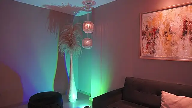 Snapshot of AliceHarper_ chatting on 12/02/25, 06:58 AliceHarper online show from 12/02/25, 06:58