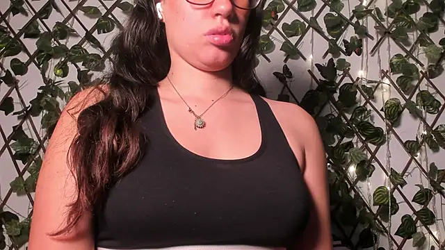 CoralineSanchez online show from 09/20/25, 03:18