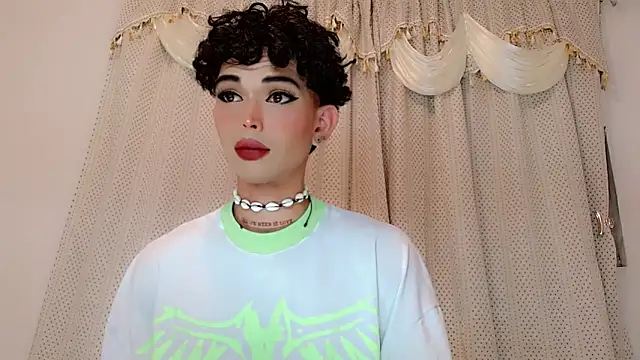 Marian LV online show from 12/17/25, 04:29