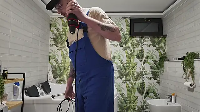 Snapshot of ValeriaGrey chatting on 11/12/25, 04:40 ValeriaGrey online show from 11/12/25, 04:40