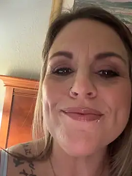 misssWet online show from 02/25/26, 07:01