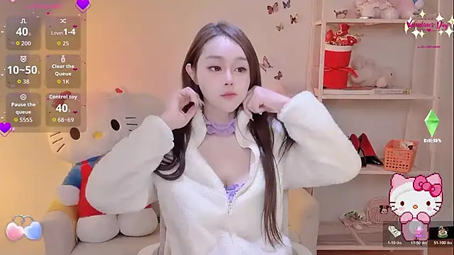 Snapshot of Kiss-18 chatting on 02/18/26, 05:47 Kiss-18 online show from 02/18/26, 05:47