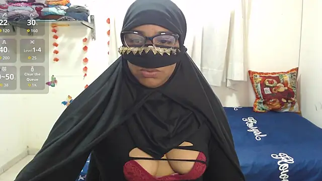Aaliyah brown online show from 10/16/25, 03:46