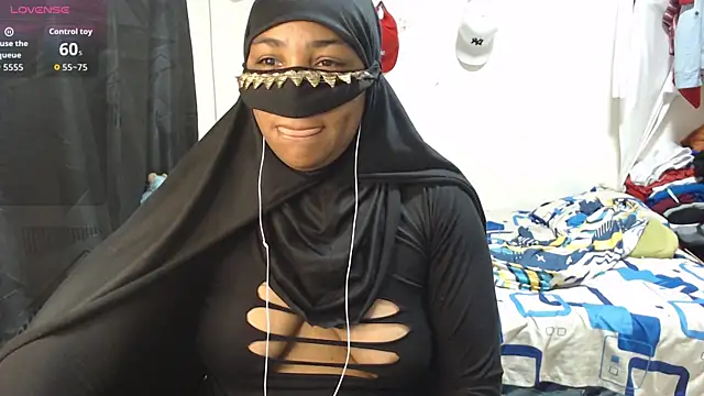 Aaliyah brown online show from 11/12/25, 08:15