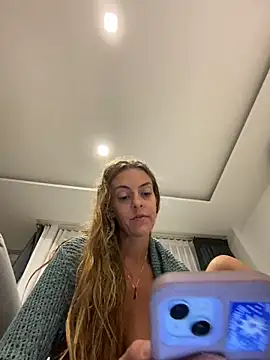 Snapshot of jungleangel chatting on 11/14/25, 03:22 jungleangel online show from 11/14/25, 03:22