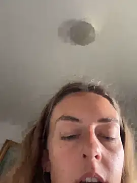 Snapshot of jungleangel chatting on 04/09/26, 01:49 jungleangel online show from 04/09/26, 01:49