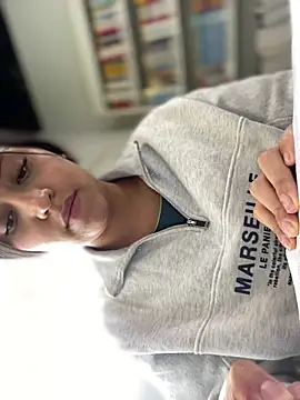 Salome golvert online show from 03/14/25, 05:35