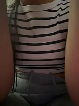 Snapshot of Salome_golvert chatting on 03/06/26, 09:33 Salome golvert online show from 03/06/26, 09:33